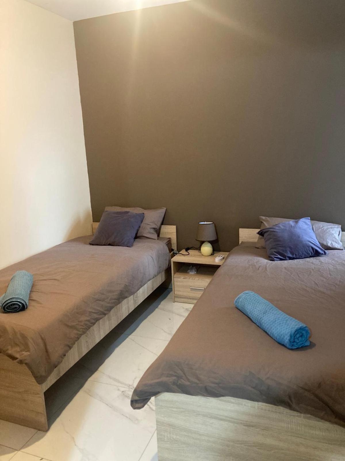 Sunrise Bay Apartments - Frontline Sea Views เซนต์พอลส์เบย์ ภายนอก รูปภาพ