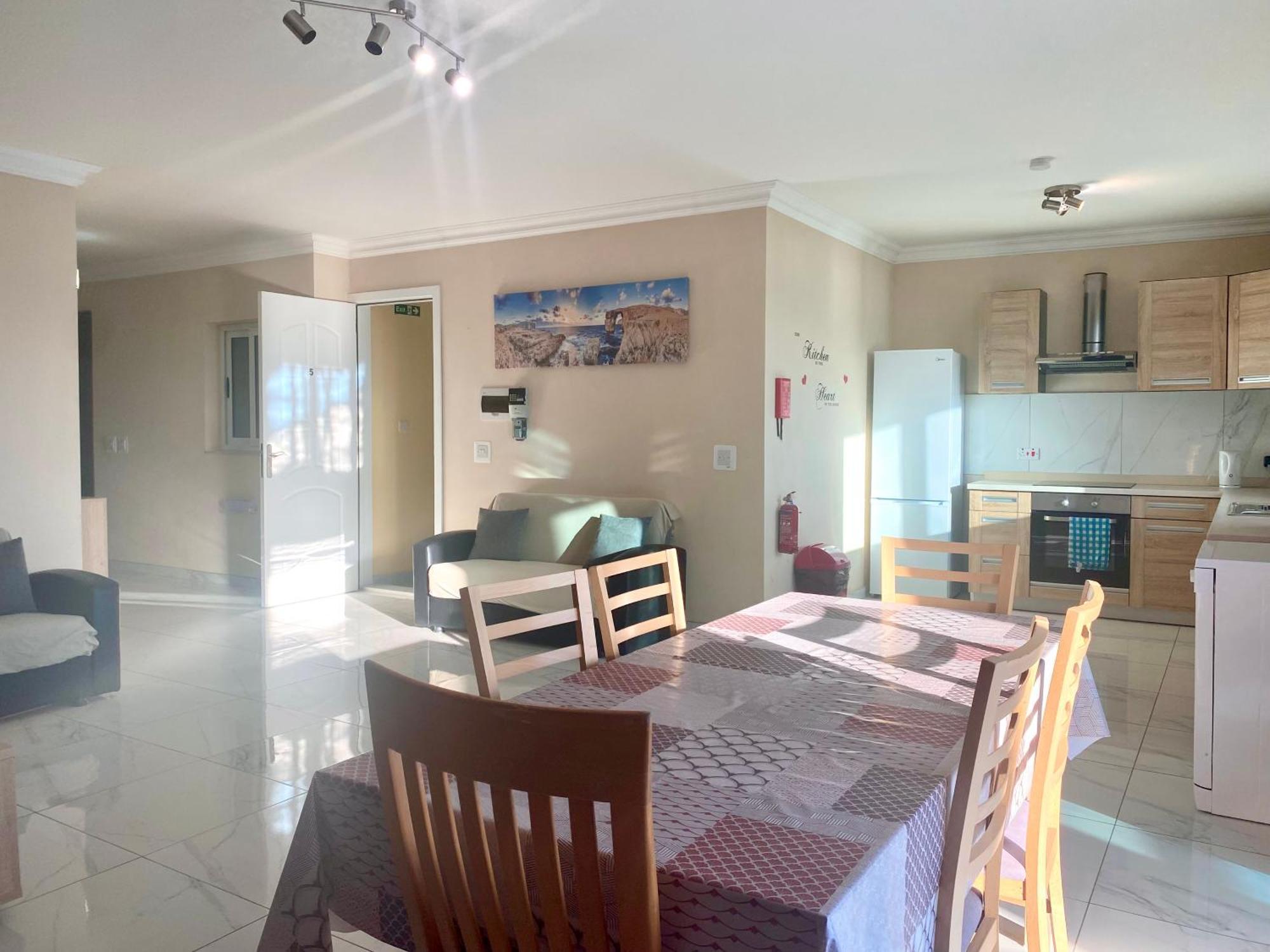 Sunrise Bay Apartments - Frontline Sea Views เซนต์พอลส์เบย์ ภายนอก รูปภาพ